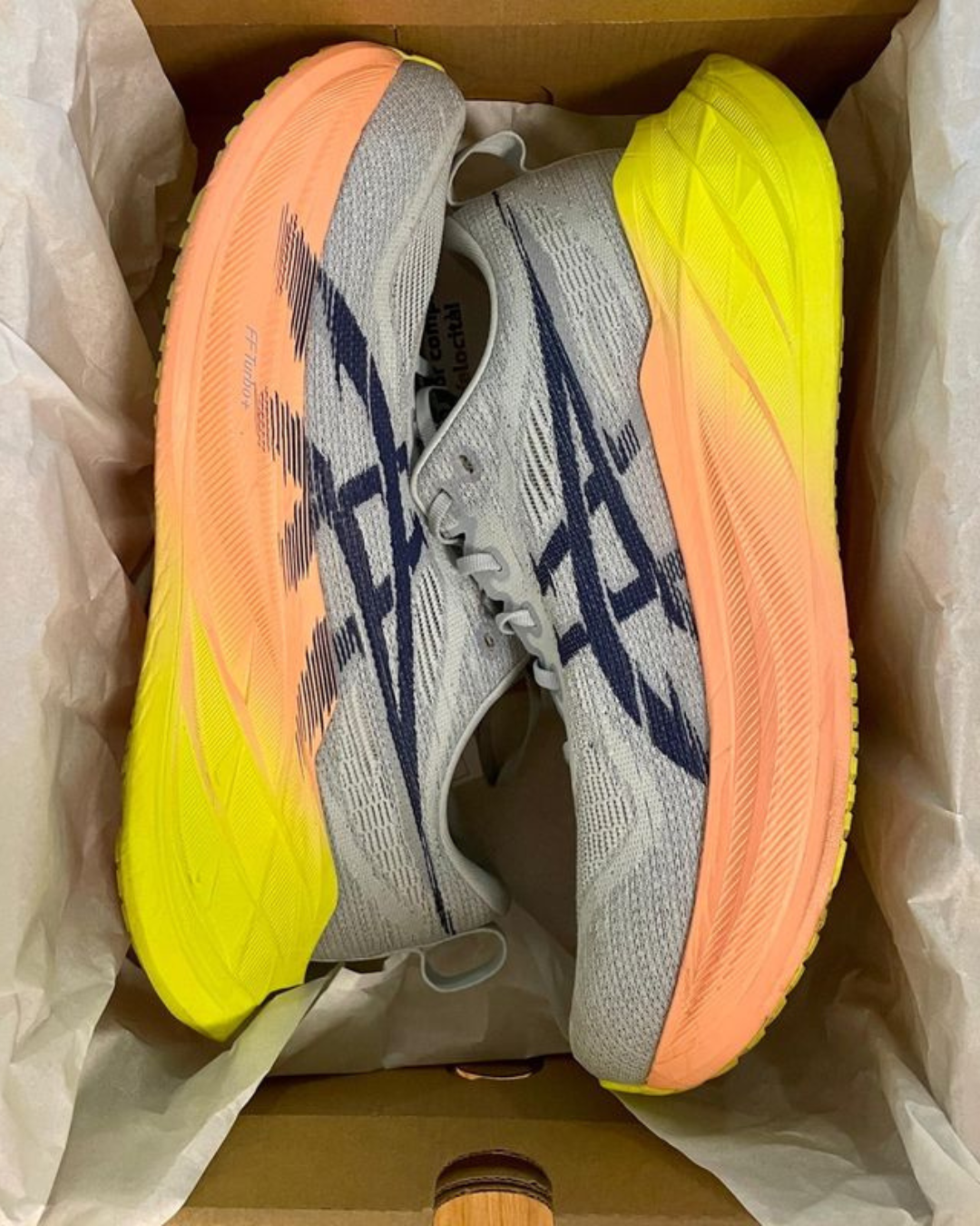 Asics SuperBlast 2 - Linha Premium