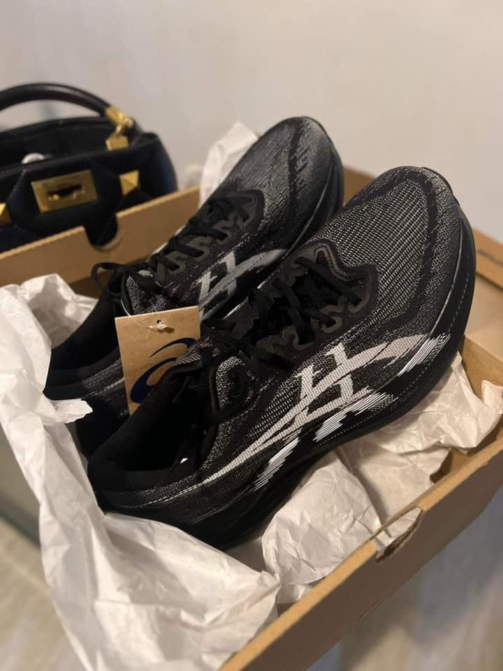 Asics SuperBlast 2 - Linha Premium