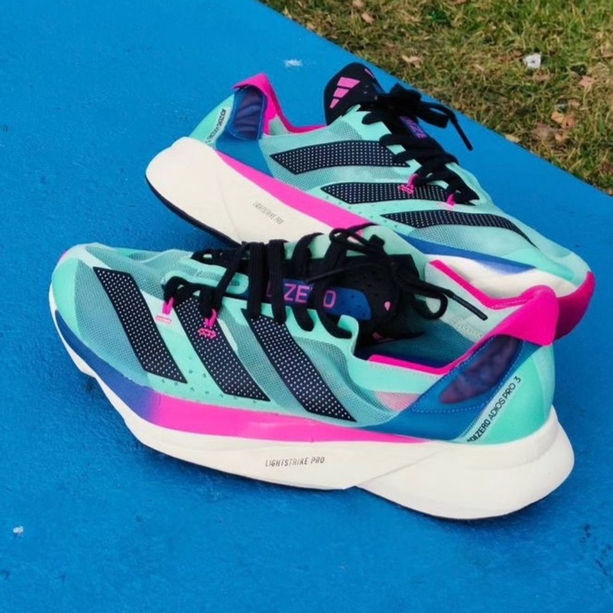 Adidas Adizero Pro 3 - Linha Premium