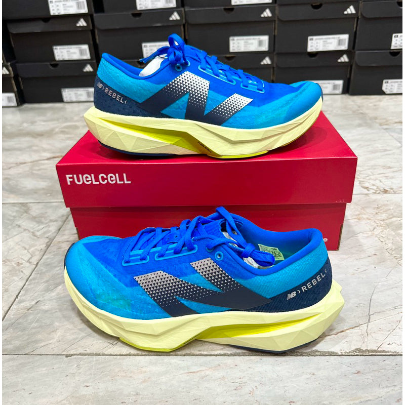 New Balance FuelCell Rebel V4 - Linha Premium
