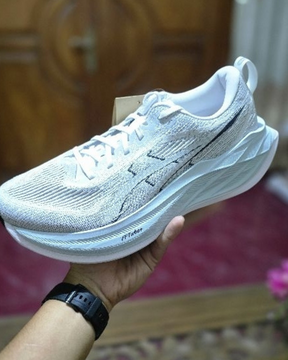 Asics SuperBlast 2 - Linha Premium