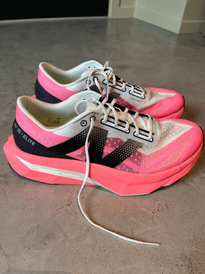 New Balance SC Elite v4 - Linha Premium