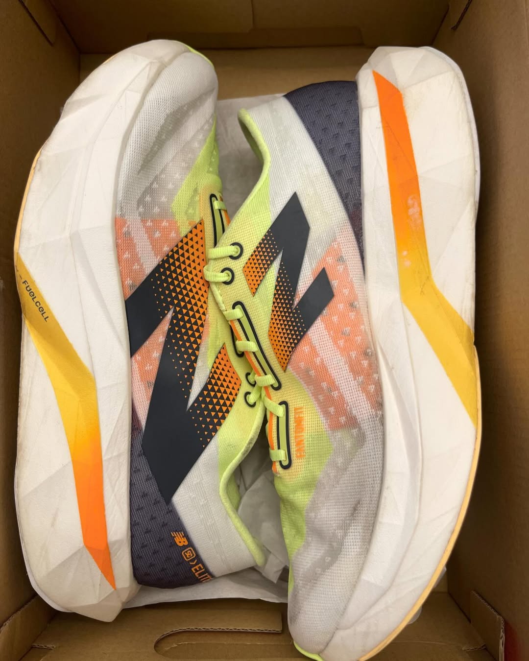 New Balance SC Elite v4 - Linha Premium